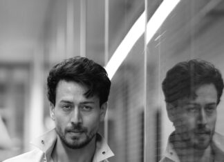 Tiger Shroff Instagram - #maninthemirror