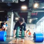 Tiger Shroff Instagram – 220 kgs deads…120 kgs each leg step ups..a little progress is still progress i guess😊🦍🙏 @mmamatrixgym