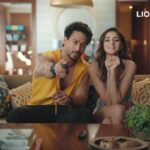 Tiger Shroff Instagram - Mere pichle prank ka revenge @ananyapanday ne ab le liya, and I must say it was a good one! But...not better than the movie we watched after on @lionsgateplayin ! Guys, Midway ekdum mast movie hai and I think you all should watch it now on the #LionsgatePlay app. Follow them to know more! @lionsgateplayin #PlayMoreBrowseLess