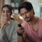 Tiger Shroff Instagram - @ananyapanday ko mooch kaafi suit karti hai, right? I can't tell you guys how fun this prank was! But mai aapko yeh bata saktu hu ki the emmy-nominated show Normal People that we watched together was totally awesome! #NormalPeople is my favourite show. And if you want to watch it, just download @lionsgateplayin app, on FireTV, Android & iOS! #PlayMoreBrowseLess