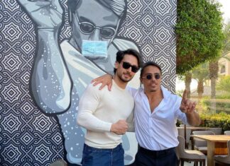 Tiger Shroff Instagram - So inspiring watching your craft live, thanks for the meal @nusr_et 🧂❤️🔥