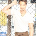 Tiger Shroff Instagram - 🐯
