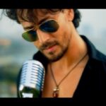 Tiger Shroff Instagram - Thought of thanking and dedicating a few lines to you through an acoustic. Coming soon ❤️🎶 #YouAreUnbelievable @iamavitesh @bgbngmusic 🎥 @shariquealy