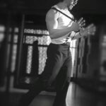 Tiger Shroff Instagram - Hey guys, passing my shades on to you, put them on and show me your unbelievable moves 😍🎶❤️ you can dance, sing, or do whatever you want and pass on the shades to whomever you want to nominate. I’d like to nominate @punitdmalhotra, @iamavitesh, @paresshss, @dishapatani @shaziasamji, @piyush_bhagat, @amaal_mallik, @swainvikram and my extended fam/fans/tigerians! ❤️ @bgbngmusic #YouAreUnbelievable #UnbelievableShadesChallenge