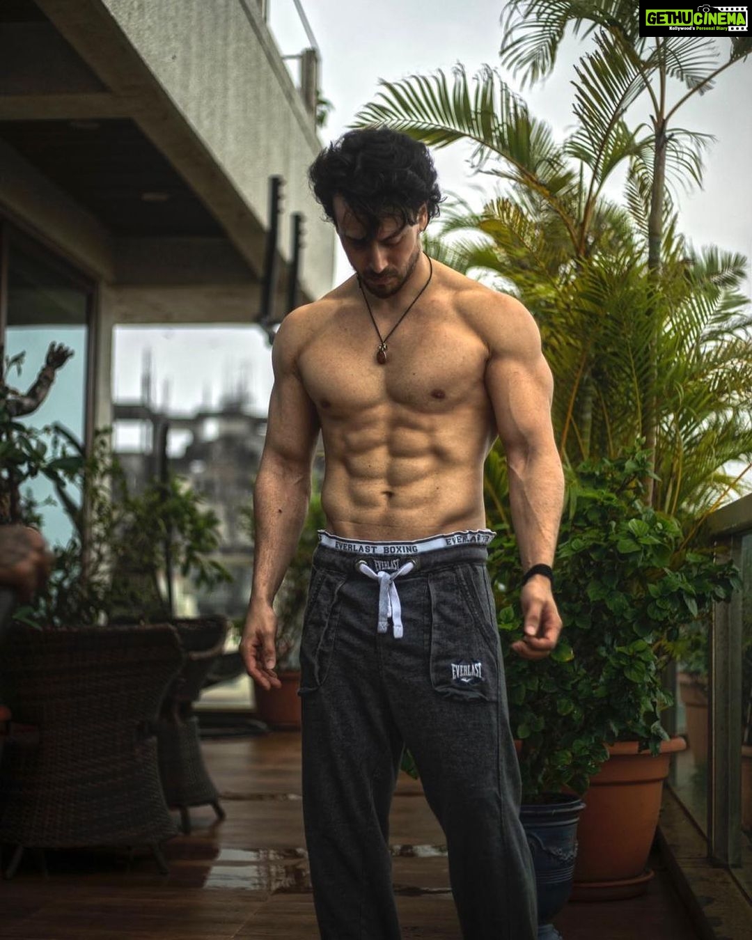 Actor Tiger Shroff HD Photos and Wallpapers September 2020 - Gethu ...