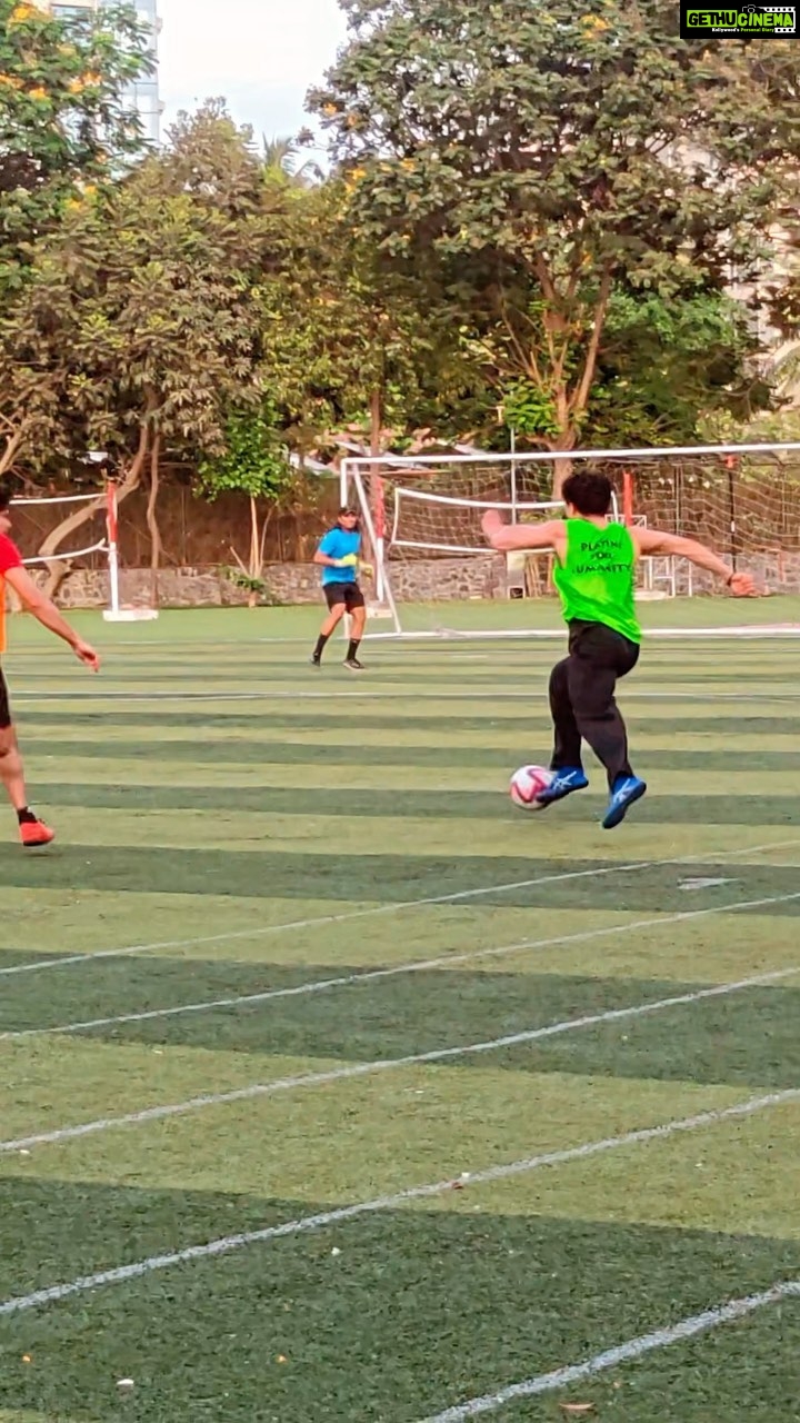 Tiger Shroff Instagram - I think i still have a little in me⚽️⚡️❤️ @allstarsfc_pfh