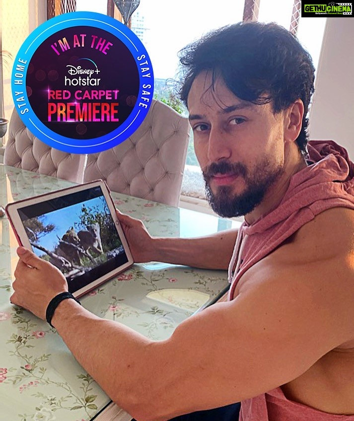 Tiger Shroff Instagram - Grew up watching The Lion King and many more Disney movies and today I revisit that feeling! Extremely glad to be a part of the #DisneyPlusHotstarPremiere. This has got to be the best way to spend my time at home! @hotstarpremium @hotstarvip