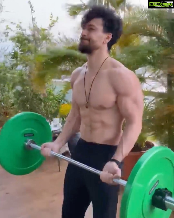 Tiger Shroff Instagram - My mom never let us play in the house when we were kids, guess this time she has no choice 😁 Tell me what you guys are doing to #StaySafeStayStrong by tagging me and @asicsindia on it. #StayHome #ASICS #ASICSIN #IMoveMe