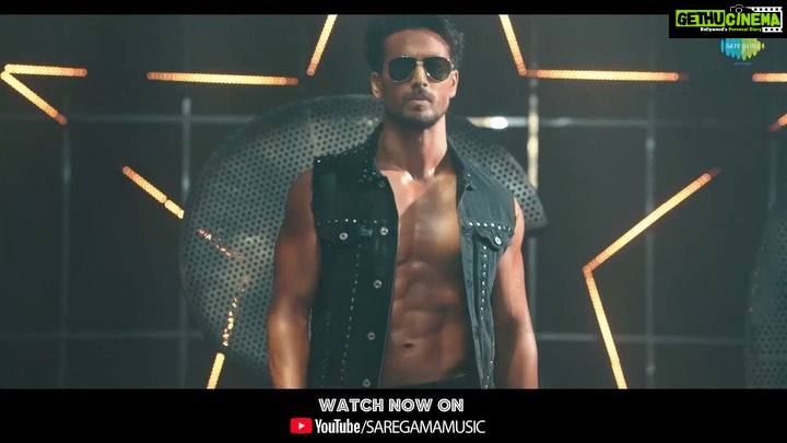 Tiger Shroff Instagram - Jhoomo aur naacho to disco dancer! Presenting I am a Disco Dancer 2.0. (full song link in bio) #DiscoNeverDies #DND @saregama_official @akanksharmaa @ba.media @boscomartis @dipankardesignstudio @salimsulaimanmusic @bennydayalofficial