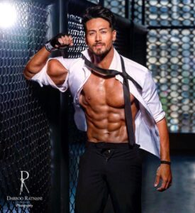 Tiger Shroff Instagram - 📸✨ @dabbooratnani @manishadratnani