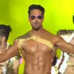 Tiger Shroff Instagram - Still not sick of performing on this song! Watch the whole performance on IGTV #heroisl2019