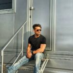 Tiger Shroff Instagram - Sun is shinin...but weather ain't easyyy....11 degrees🥶 Pic Courtesy - @ruchitrajguru . . #baaghi3 Belgrade, Serbia
