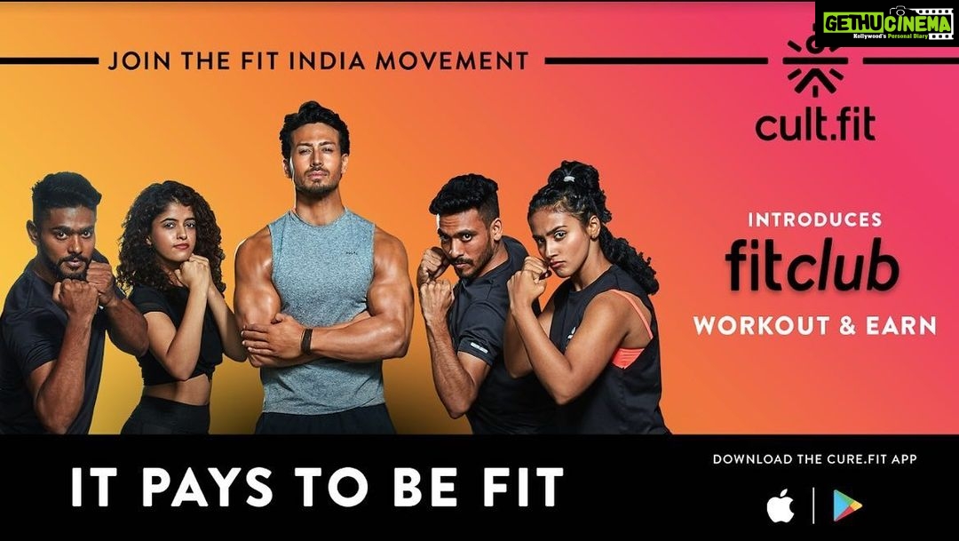 Tiger Shroff Instagram - This is something bound to get you guys hooked to staying fit and healthy! Really cool from @becurefit. You can now earn for your workouts at Cult. Here's wishing you earn maximum from doing the @prowlactive workouts 👊 #ItPaysToBeFit
