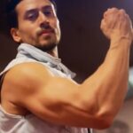Tiger Shroff Instagram - Happy world dance day! ❤️ #harghoontmeinswag #🤟 @pepsiindia