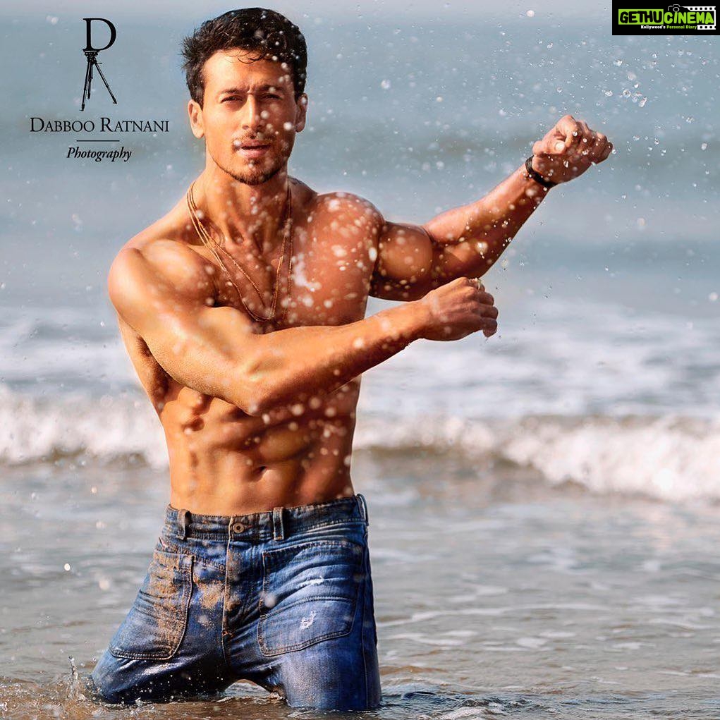 Tiger Shroff Instagram - 🧜♂️ @dabbooratnani