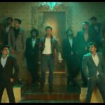 Tiger Shroff Instagram - Kal @8pmpremiumblackofficial pe shuru hogi meri party 😉#areyoucoming!? #8PMMusicVideo #OutTomorrow @remodsouza @happyproductionsindia @abhishek40 @larissabonesi @bennydayalofficial @soulfulsachin