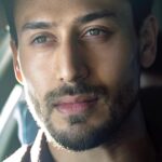 Tiger Shroff Instagram - 2019...sight set. #soty2 #hrithikvstiger