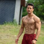 Tiger Shroff Instagram – #soty2 #climaxcomplete #exhausted #bts