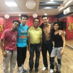 Tiger Shroff Instagram – Reunited with my guru ji and his team after so long! #somethingspecial #comingsoon #allforlove #mjforever #blessed 
@pareshshirodkar @jueevaidya @yashjain_14