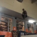 Tiger Shroff Instagram – What goes around comes around… #exploring #doublefrontflip #wantmysuitback
