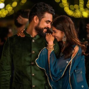 Tovino Thomas Instagram - എയ്യ് പാത്തൂ ….😻 #thallumaala @kalyanipriyadarshan