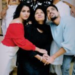 Wamiqa Gabbi Instagram - We're a little bit loud and lots of fun.... but most importantly we're full of love! 🤍☺️🙌🏼 #GabbiParivaar #family #Naani #Daadi