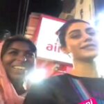 Warina Hussain Instagram - धीरे-धीरे से तेरा हुआ, हौले-हौले से तेरा हुआ🎶 That Smile! 🥰 Throw back to last year when me and Rani👸🏼 were singing on the lit streets of Lokhandwala on Diwali days✨ Let’s lift each other up! no money involved, just kindness and oneness, that’s the spirit of Diwali!! #reelitfeelit #reels #song #dheeredheerese #diwali2020 #celebration