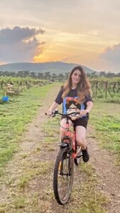 Warina Hussain Instagram - love 🖤🌄🍇