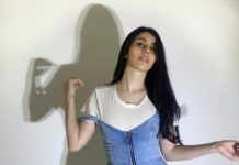 Warina Hussain Instagram - quarantine curves 🍟🔐