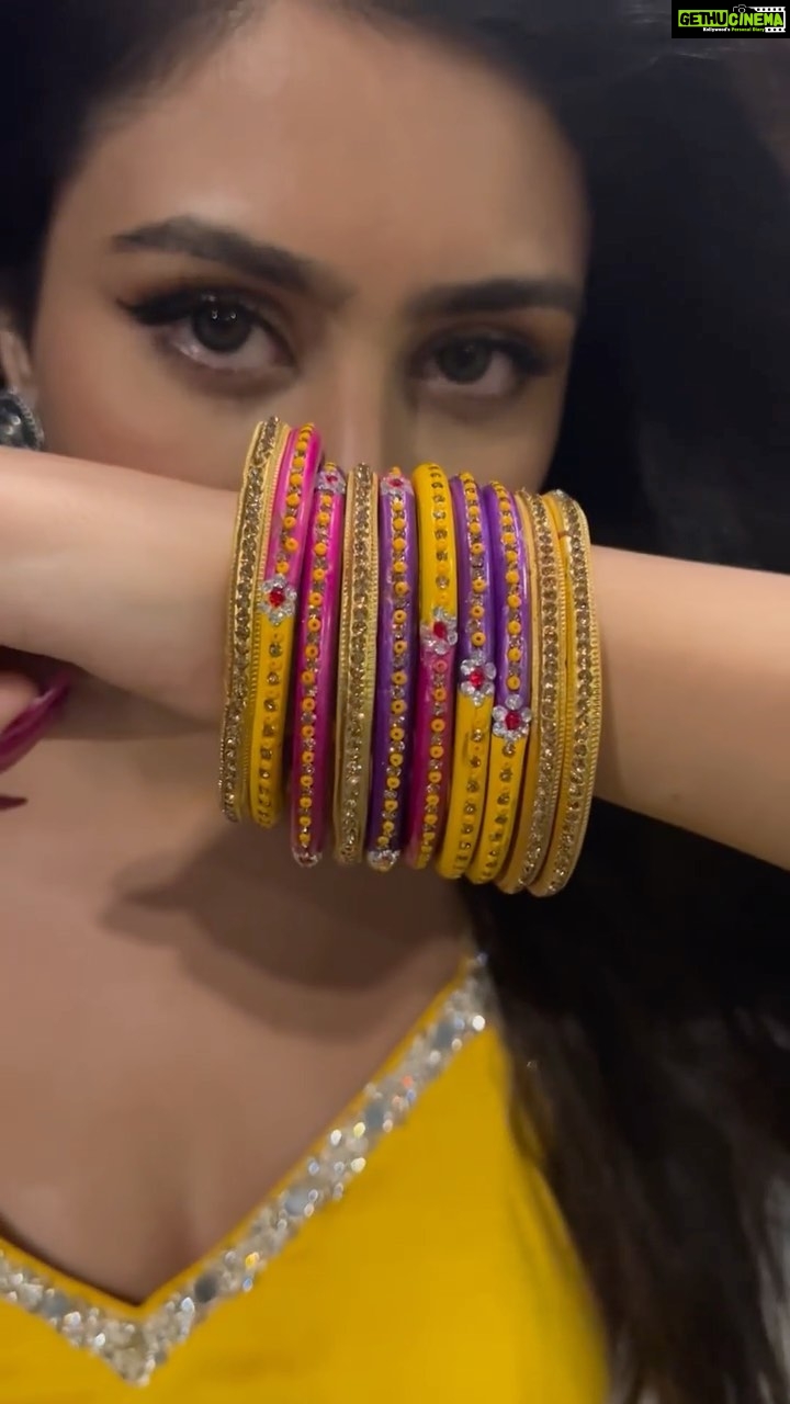 Warina Hussain Instagram - Sahi hai 🎯💥😜 #love #patiala , #remix