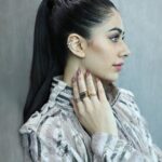 Warina Hussain Instagram - when u out to badnaam munna 👶🏻in style 👽🖤#munnabadnaamhua 🎶 #promotions #dabaang3