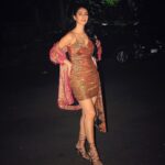Warina Hussain Instagram - u can never be too glamorous ✨🤙