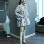 Warina Hussain Instagram - when u out to badnaam munna 👶🏻in style 👽🖤#munnabadnaamhua 🎶 #promotions #dabaang3