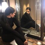 Warina Hussain Instagram - Mirror Mirror on the wall, Let me be me - F$$k’em all !