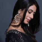 Warina Hussain Instagram - Chand wala vibe 🖤 Outfit by @abhinavmishra_ Jewellery by @curiocottagejewelry Shoes by @fleurfusion Styled by @shru_birla Assisted by @muskaan_sayed8