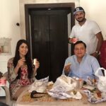 Warina Hussain Instagram - #throwback to the bun maska party on set 🤤
