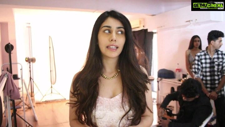 Warina Hussain Instagram - see you all on #worryna Ps:- watchout for the end 🙃