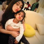 Warina Hussain Instagram - 🤷🏻‍♀️😗
