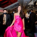 Warina Hussain Instagram - @Deltin_Life & @Asija_kush , Thank you for a dazzling evening full of games, revelry and bling! It was great to be a part of the Teen Patti - Diamond Edition , onboard Deltin Royale. Check it out! M&H 💄 @dynamitepikachu styled by @sakshiichopra Jewellery @itee.jewellery @minerali_store Deltin Royale Casino