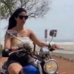 Warina Hussain Instagram - future me “I do my own stunts.” 🤞🏼 Angry mood courtesy @iprathmeshtiwari 😅 #reelsindia #bikelove #goa #trendingreels