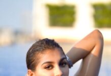 Yaashika Aanand Instagram - Pool baby 😉 🔥 . #PrimeReels #Trendingreels #lifestyle #instaglam #pool #blue #waterbaby