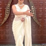 Yuvika Chaudhary Instagram – Jab Main Tayar hokar  augi na 🤩 #yuvikachaudhary  #reelitfeelit