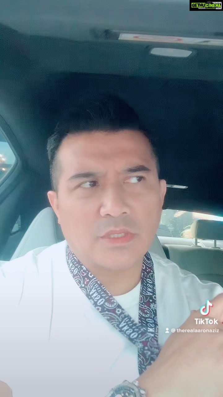 Aaron Aziz Instagram - You think I’m funny? #TheVapeDon has spoken. #JoePesci @officialaksomalaysia #AksoHavana
