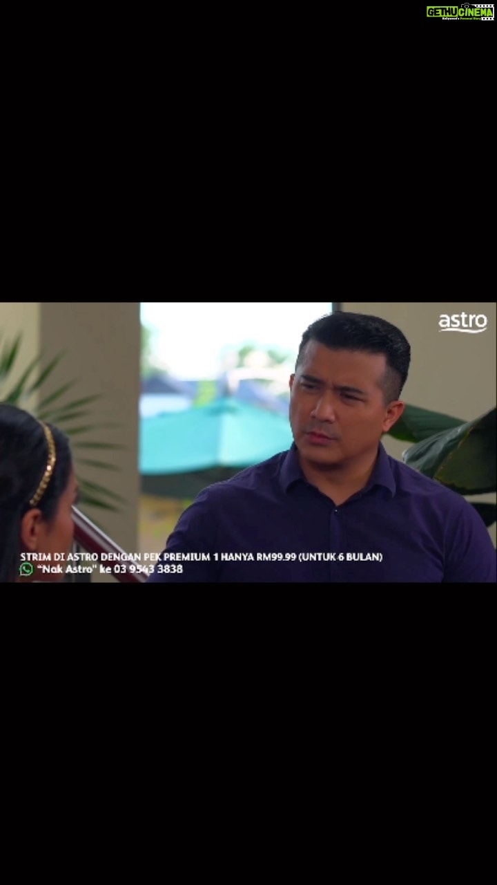 Aaron Aziz Instagram - Apasal la aku ada adik mcm ni….. Takdir Cinta Dhia membawa penceritaan yang sarat dengan kisah konflik keluarga dan permainan perasaan. Bermula daripada kematian ayah Dhia dan ayah Huzair. 🎬 TAKDIR CINTA DHIA 🗓️ ISNIN – JUMAAT (MULAI 12 SEPTEMBER 2022) 📺 6 PETANG DI ASTRO PRIMA ATAU STRIM DI ASTRO GO / ULTRA BOX! Arahan Idora Abd Rahman Produksi: @suhanmovies Penerbit: @iamrosyam OST: Cinta Pasti Bersatu - @aepul.roza @margosamusic Dibintangi oleh:⠀ @aarondwiaziz @elvinamohamad @shahzjaszle @khalidabalqis @nazrief_nazri @nadanursyuhada @danial_dashuki dan ramai lagi… Untuk banyak lagi video, tonton di Instagram @bambam_studios #TakdirCintaDhia #DramaBergandaGanda Strim di Astro dengan Pek Premium 1 hanya RM99.99 (untuk 6 bulan). Whatsapp “Nak Astro” ke 03-9543 3838