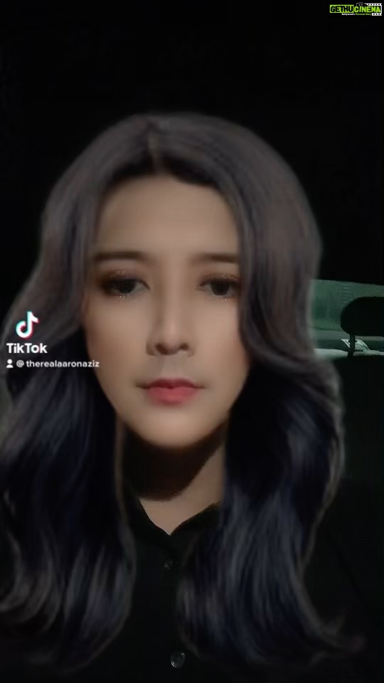 Aaron Aziz Instagram - Cantik tak? Kalau korang dapatkan #AksoGT3500 Abg mesti korang cantik jugak… @officialaksomalaysia #TheVapedon #TheVapemistress