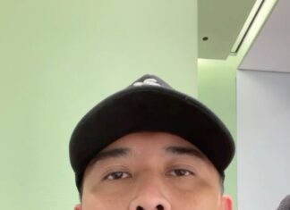 Aaron Aziz Instagram - No Caption #abgTakutNakLetakCaption #AbgFaham2tahunDiaBerpuasa #AbgDahLamaFaham #AbgHairandiaAjakmakanKatKLCC