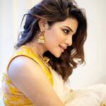 Aathmika Instagram – Happy lil thing ⛅️

@athmika_sumithran @dhannumakeupartist @arunprasath_photography @aarvee.chennai