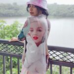 Adah Sharma Instagram - D̶i̶a̶m̶o̶n̶d̶s̶ Duckies are a girls best friend 😅🤪 SWIPE to see them complain #WhatTheDuck . . P.S. FULL video out on #StarKidRadhaSharma s page @adah_ki_radha #100YearsOfAdahSharma #adahsharma #ducks #ducksofinstagram