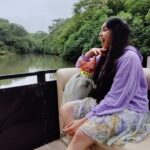 Adah Sharma Instagram - Ay...kya boli woh? Translate in the comments 🐒 For the full video go to #StarKidRadhaSharma s page or my YouTube channel @adah_ki_radha Thank u @krishnanparthi for the 3 second rule🐦 and @canaryislandslonavala for the birds, beas,sand,sea,water,air,food 🦋🦎❤️🌅🏖️🐢🐙 #100YearsOfAdahSharma #adahsharma #birdsofinstagram