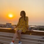 Adah Sharma Instagram - Always a Head of my time 👻🐒 happy Halloween a little a head of time also 🤡 also meet my twin #100YearsOfAdahSharma #adahsharma #TheSunAndMe #PlantsNeedTheSunAndTheLastPicIsMyInspiration